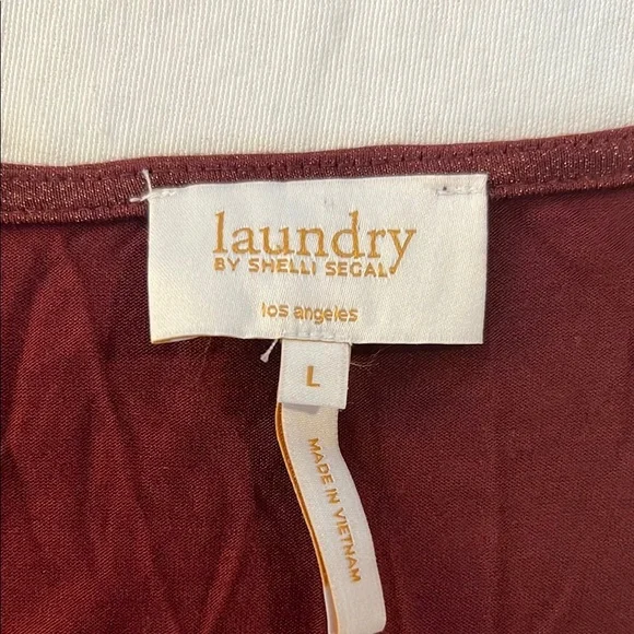 Laundry By Shelli Segal Burgundy Ruched Asymmetrical Tank Top - Picture 2 of 5